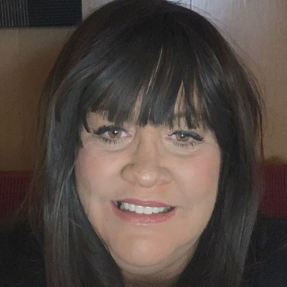 Meet your Posher, Alissa - Picture 3 of 4